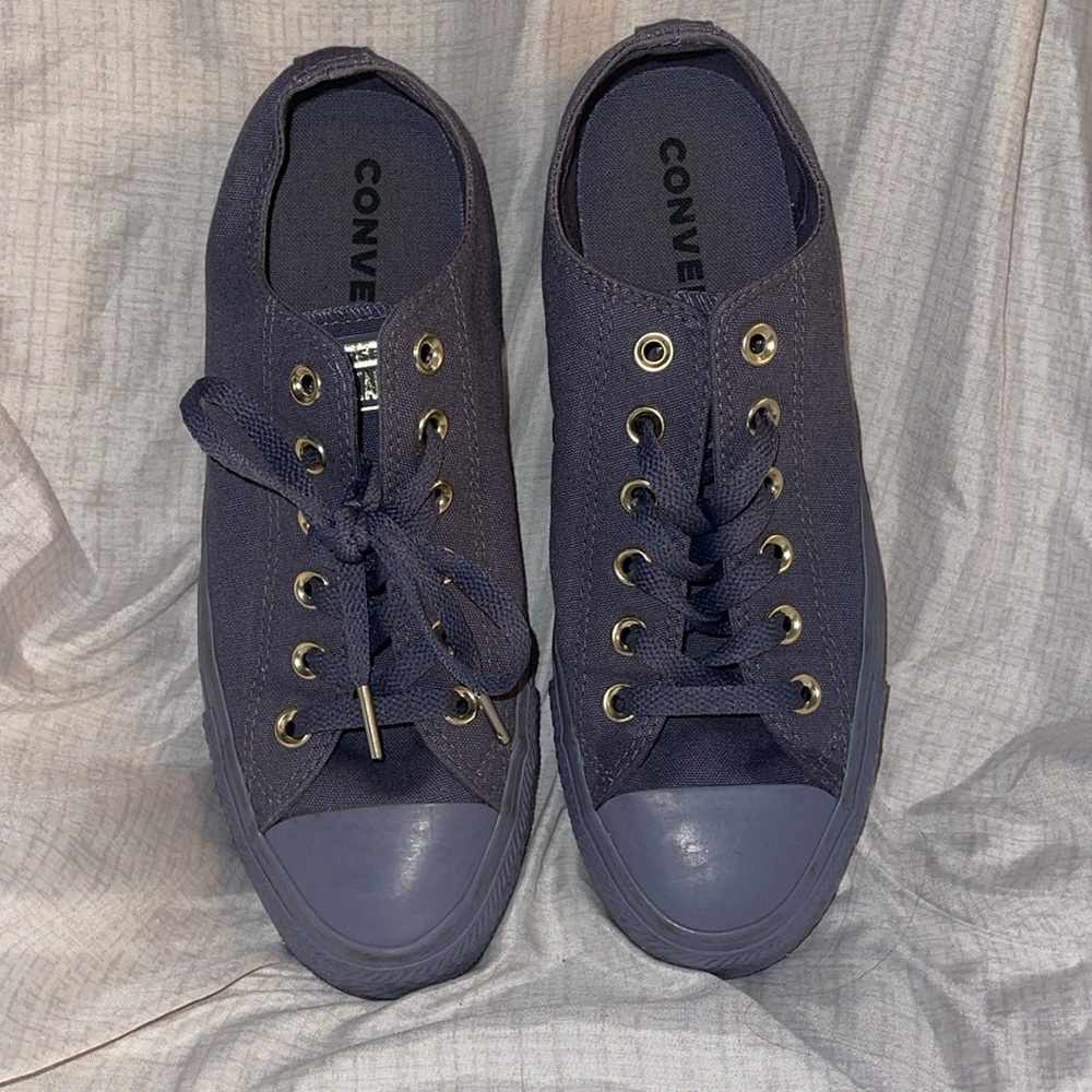 Gray Converse Chucks women’s 8.5